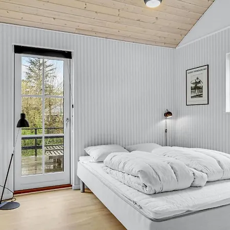 Three-bedroom Holiday In גיללייה