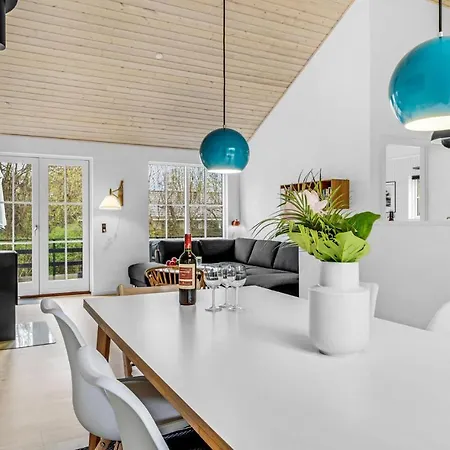 בית נופש Three-bedroom Holiday In גיללייה