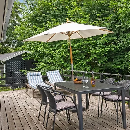 בית נופש Three-bedroom Holiday In